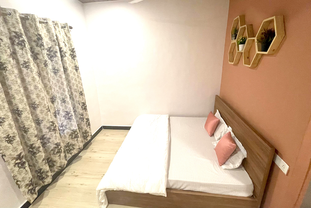 oceanview room window